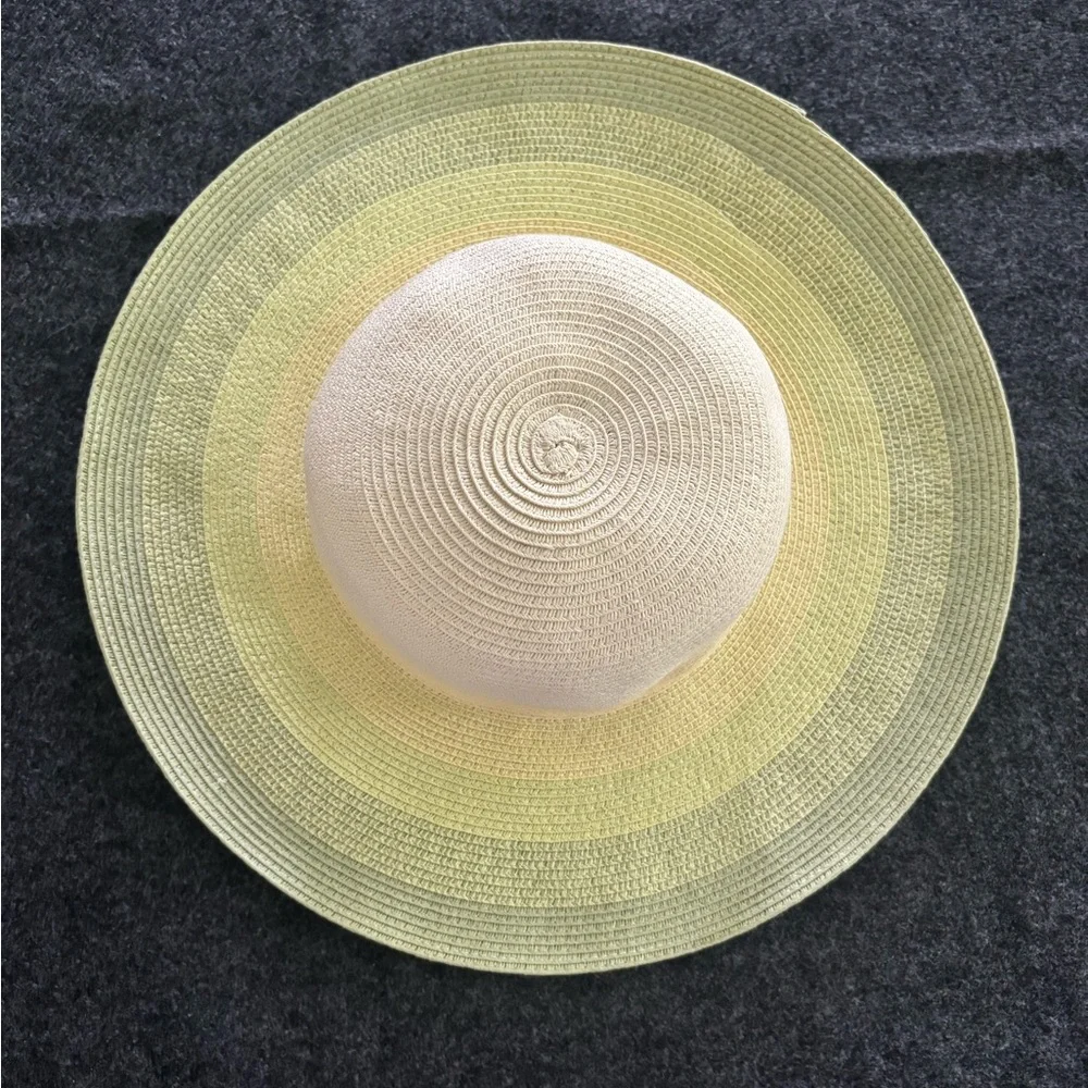 Sun Hat Wide Brim Ombré Stripes Green Cream Women’s 22.5”‎ circumference